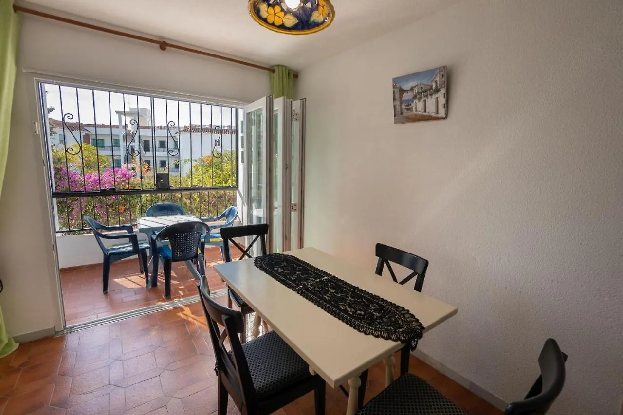 Palmeras 6 Menyber Nerja Apartment